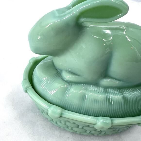 SUR LA TABLE Green Jadeite Bunny Rabbit Covered Dish - Picture 2 of 8